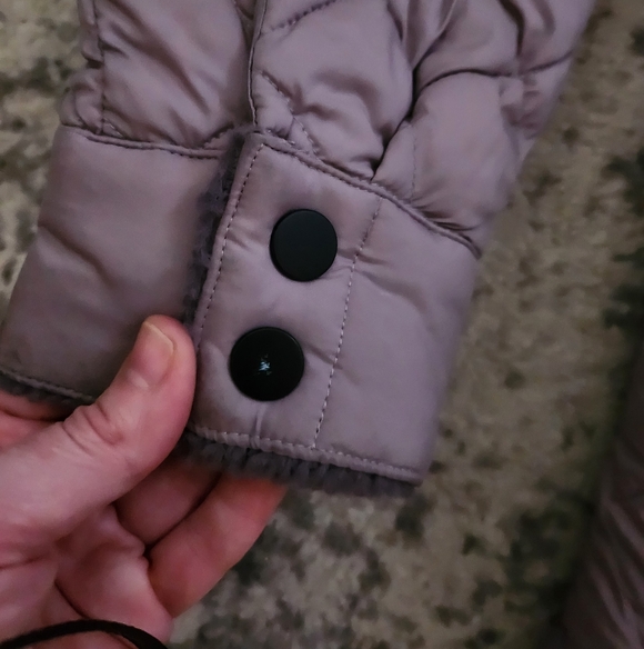 North Face Quilted Coat - Picture 6 of 11